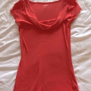 Express coral color basic t shirt. Size S